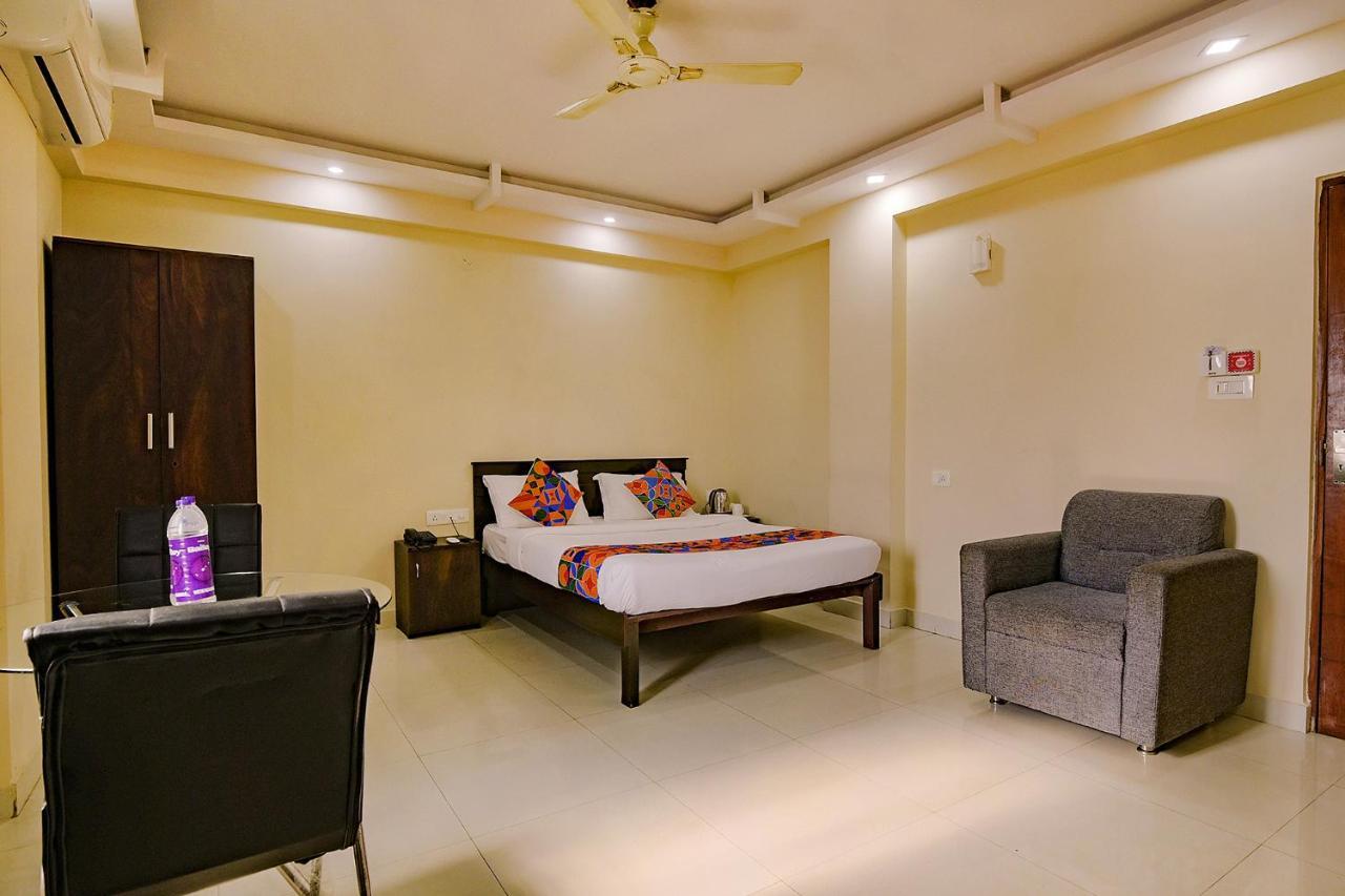 Fabhotel Emerald Inn Bangalore Buitenkant foto