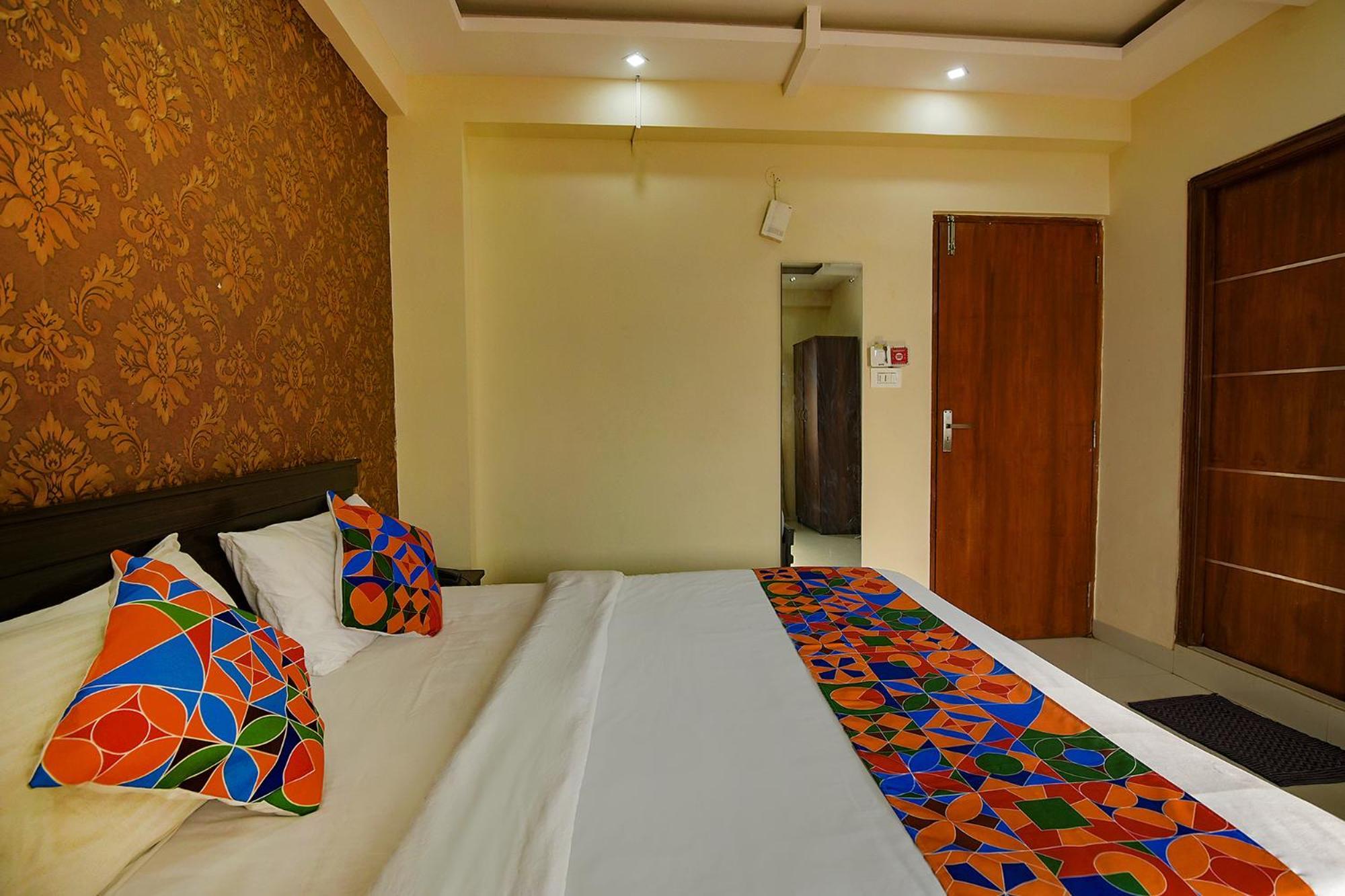 Fabhotel Emerald Inn Bangalore Buitenkant foto